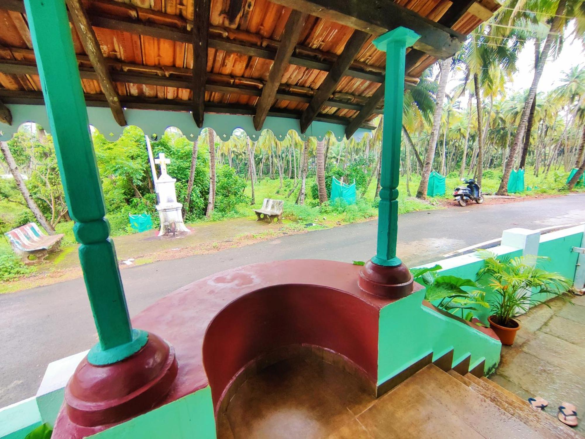 The Bungalow Bogmalo An 1880 Indo Portuguese Heritage Beach Villa South Goa Экстерьер фото