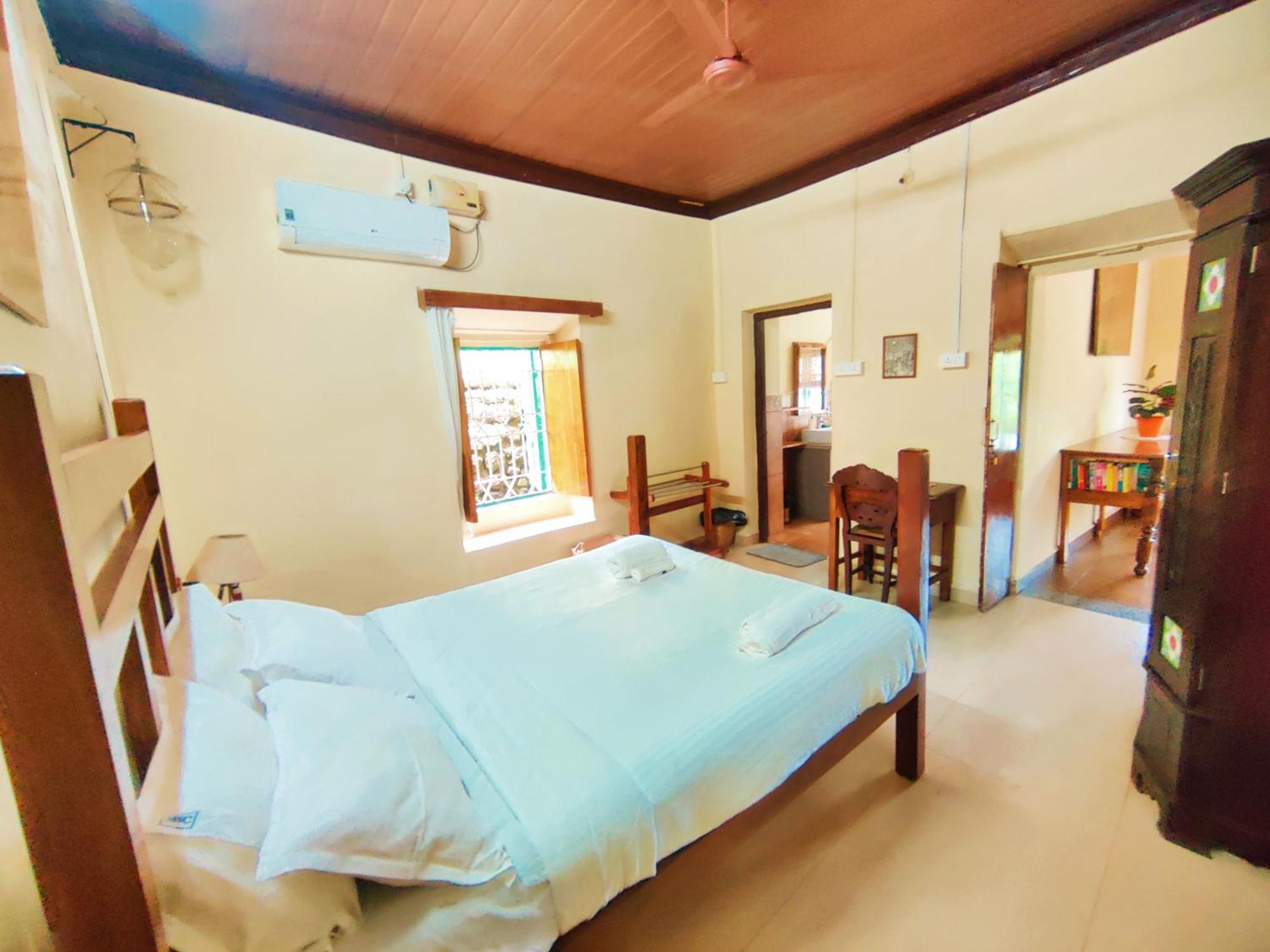 The Bungalow Bogmalo An 1880 Indo Portuguese Heritage Beach Villa South Goa Экстерьер фото